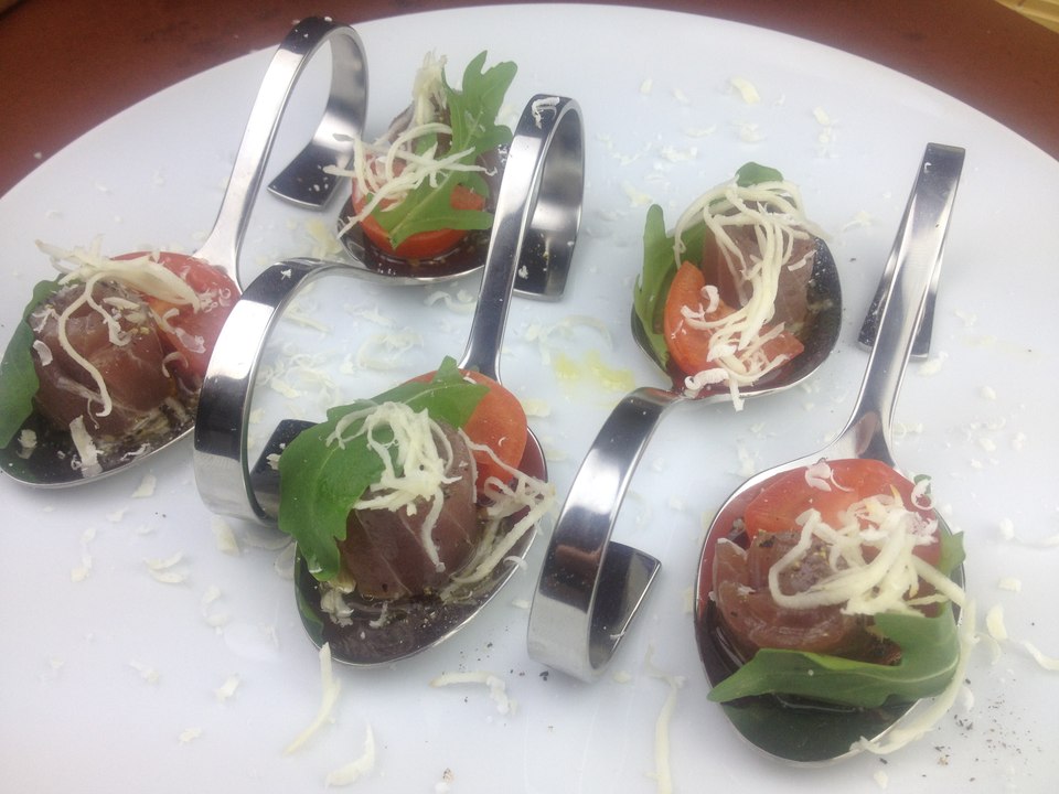 Carpaccio mit Rind, Lachs oder Thunfisch - Rezept