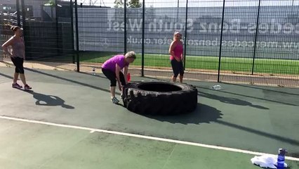 BOSSFIT chicks and Tyre Flips