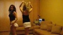 Periscopeda Türk Kızları Erkeklere Dans Show