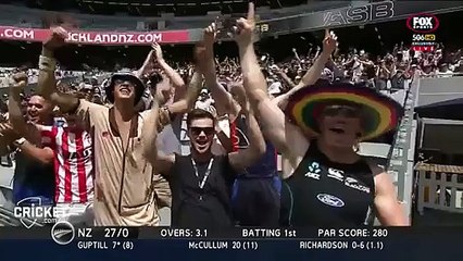 Martin Guptill Hits Gigantic six at the Roof of Eden Park. Check his reaction