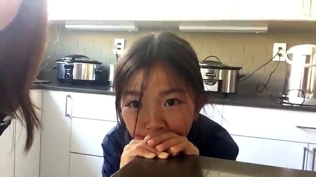 Faye Luong and her daughter, share their Bone Broth habits!