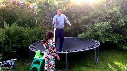 Сейчас папка покажет, как нужно батутить