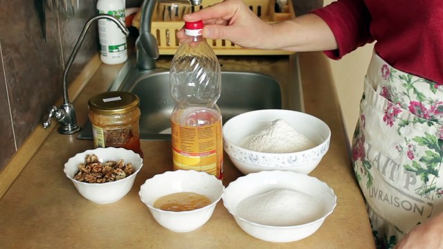 Постный торт - рецепт. Как приготовить постный медовик