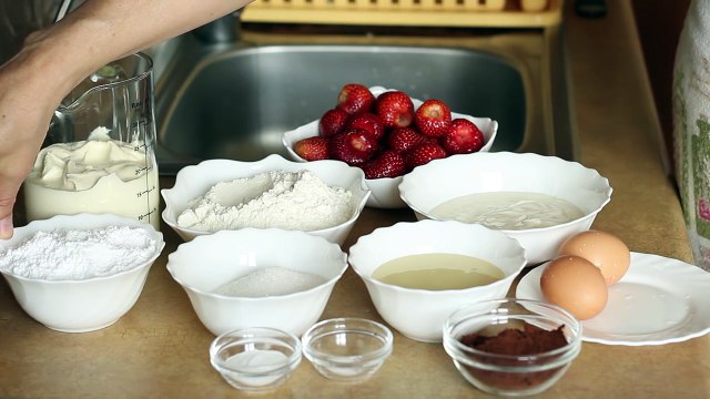 Шоколадный торт со сметанным кремом (Кучерявый пинчер упрощенный)