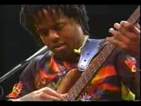 Victor Wooten solo bass