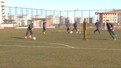 Amedspor Yönetimi Yarın Futbol Federasyonu ile Görüşecek