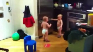 Top 10 Funny Baby Video ever. U Can't Stop laughing