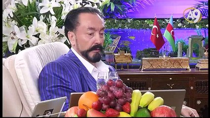 Mevlana Mesnevi Kuran’dan daha üstündür diyor. Bunları savunmak küfrü savunmak olur.