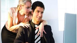 Discount Be an irresistible kisser | Be irresistible what men secretly want