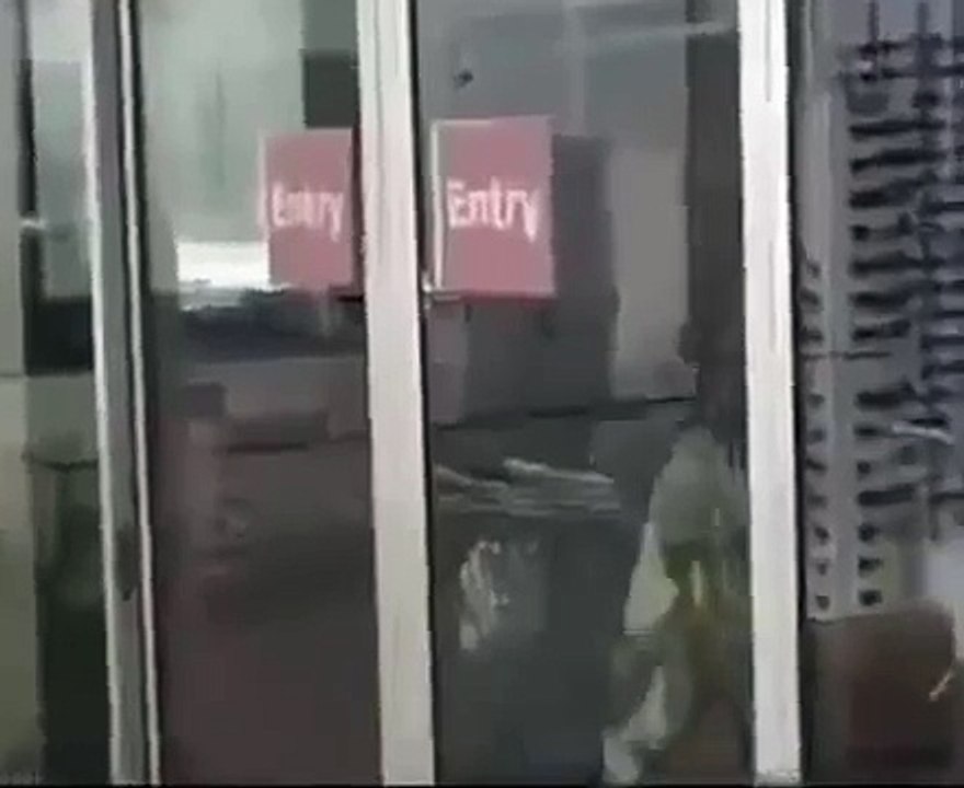 OMG!!! People gone weird