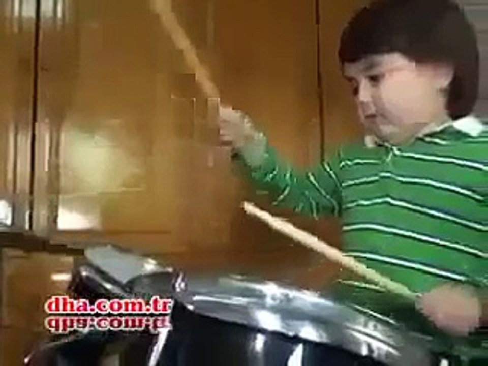 Yetenek Sizsiniz Türkiye Baha Bayırlı Bateri Performansı Yarı Final 2013