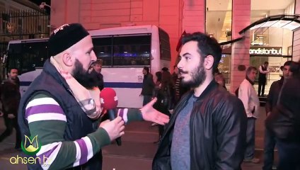 Ahsen TV Muhabirini Sinir Hastası Eden Genç !!