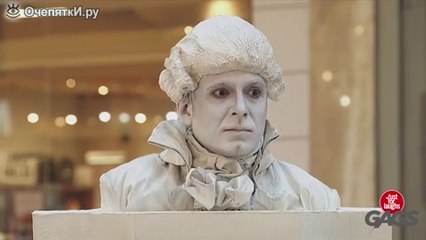 НИЧЕГО СЕБЕ! В это трудно поверить! Чихающая статуя.