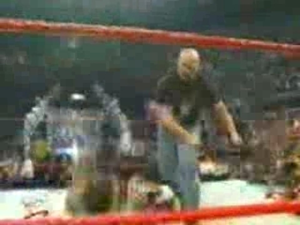 Backlash 2000 - The Rock vs Triple H