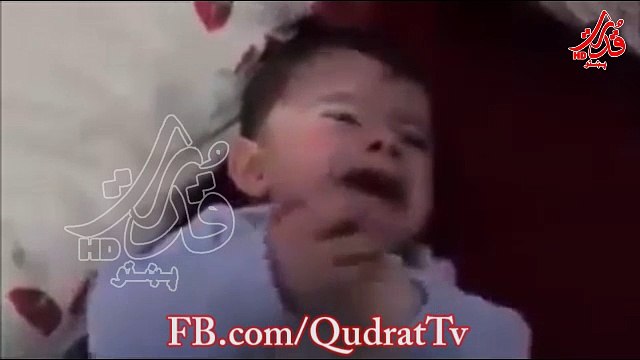 Allahu Akbar Allahu Akbar cries heard a child sing and listen to the Holy Quran. Mp4