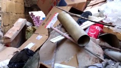 Evden 5 Kamyon Çöp Çıkarıldı