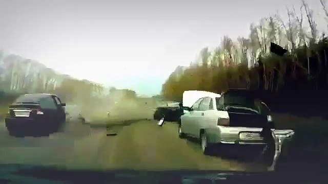 Most shocking road accidents horrible car crashes 1 hour compilation +18
