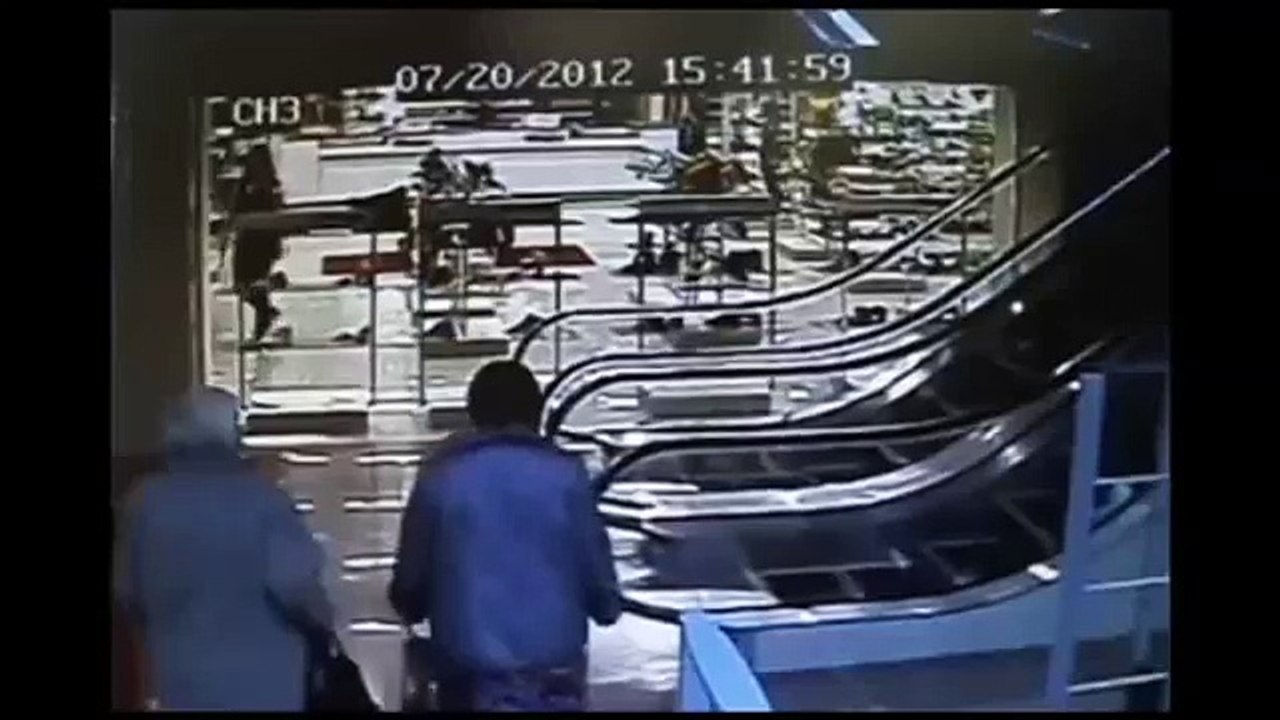 РЖАТЬ ВСЕМ!!!Бабушки на эскалаторе