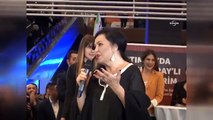 Sinemaseverler, Türkan Şoray ile selfi için yarıştı