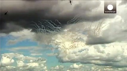 ACCIDENTE DE HELICÓPTERO EN EXHIBICIÓN DE VUELO (360p)