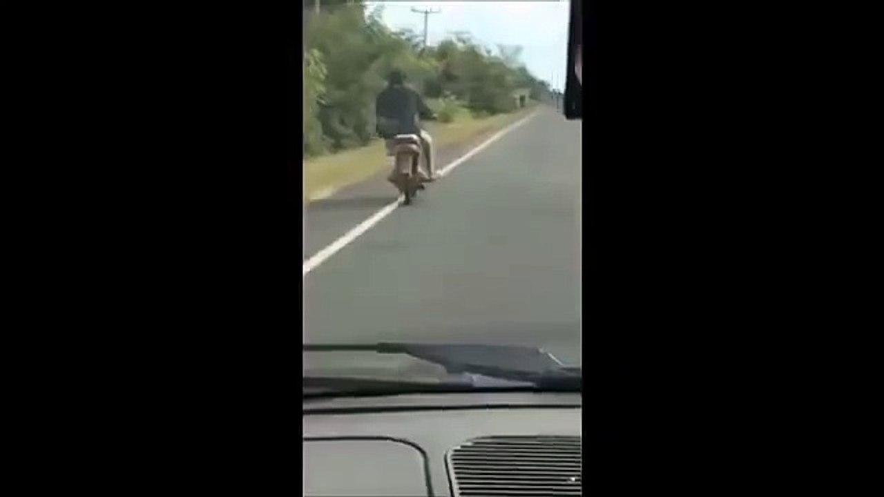ACCIDENTE DE MOTO BORRACHO (360p)