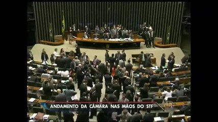 Adversários de Cunha pedem o afastamento do presidente da Câmara