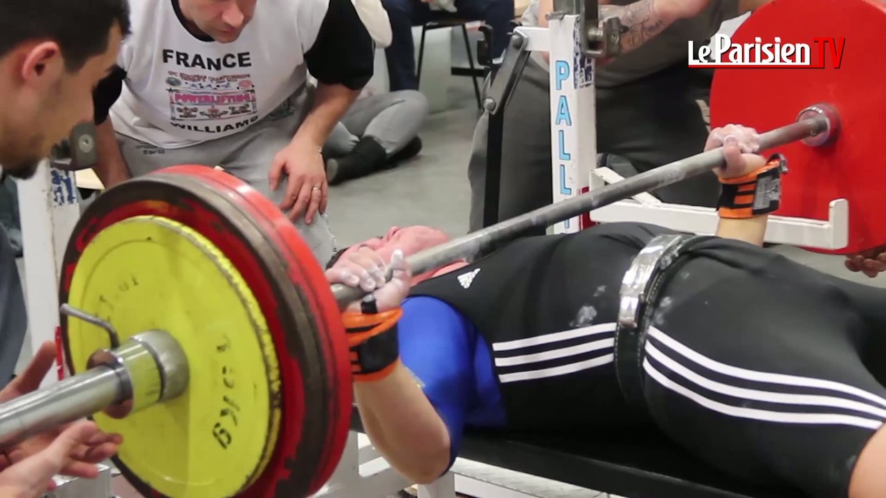 Il soulève 270 kilos et se qualifie pour le championnat de France de force athlétique