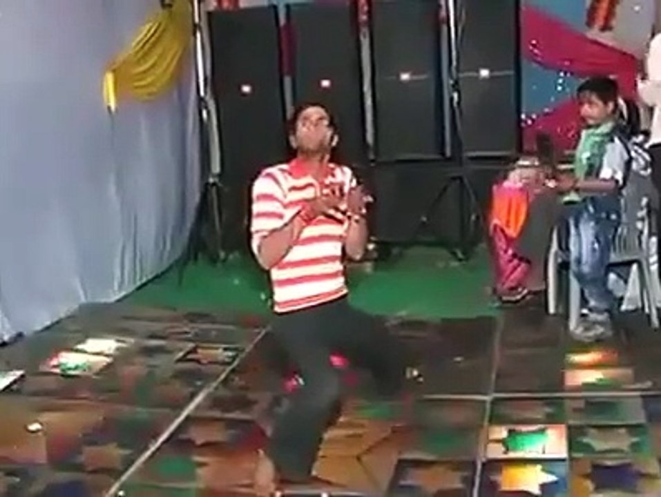 funny boy dance  2016