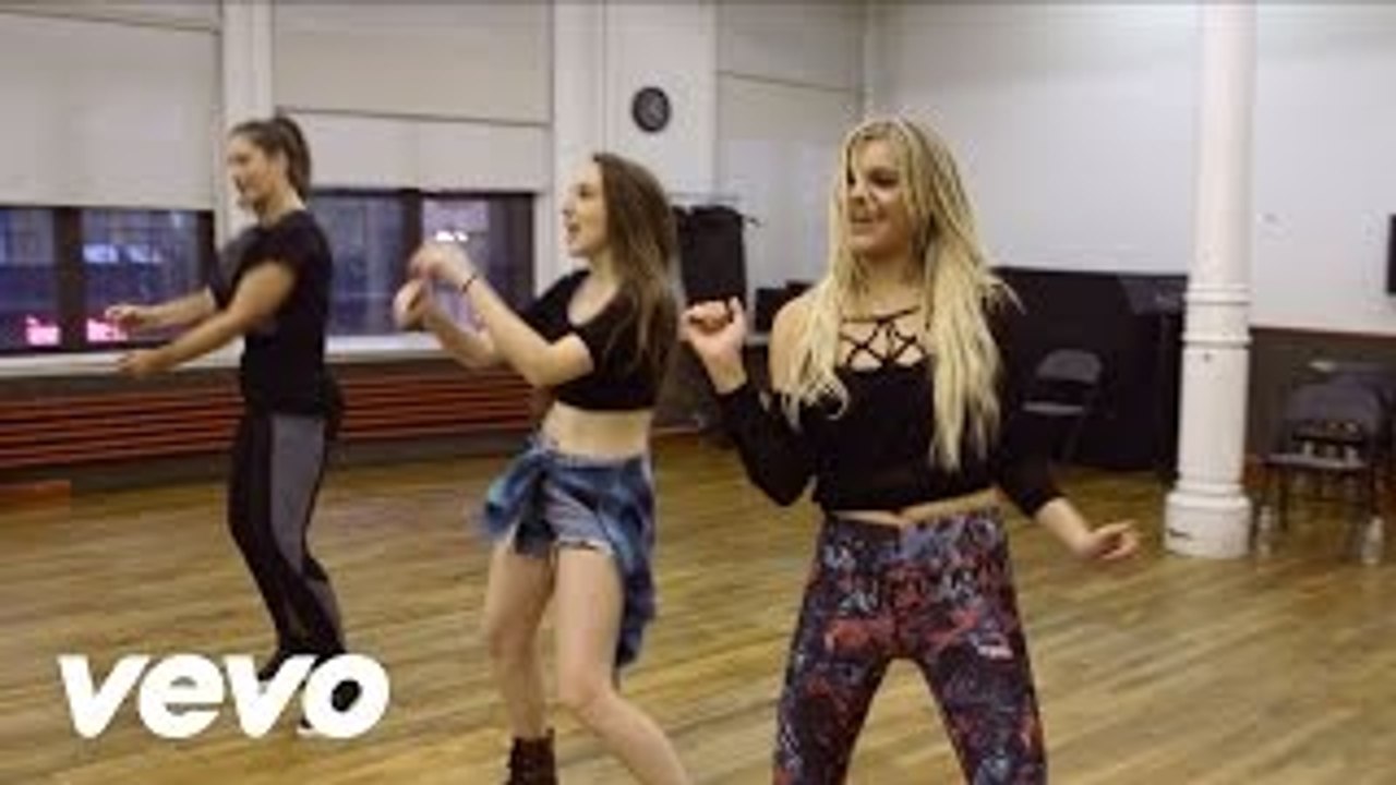 Kelsea Ballerini - Hip-Hop Dance Class (Vevo LIFT): Brought To You By McDonalds