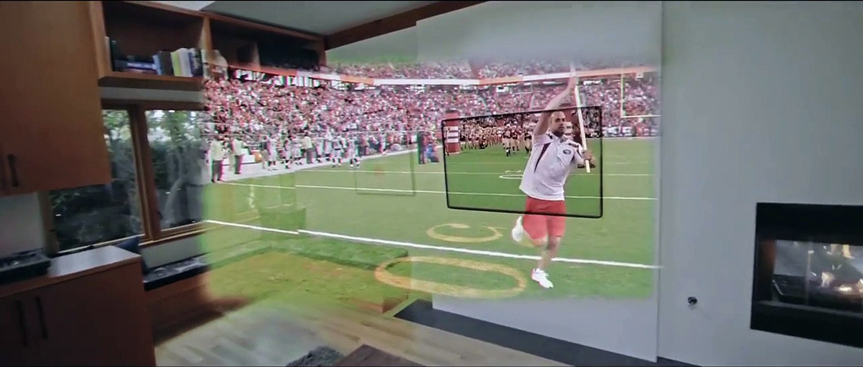 Pub Microsoft : Le casque VR HoloLens pour regarder le NFL Super Bowl [HD]