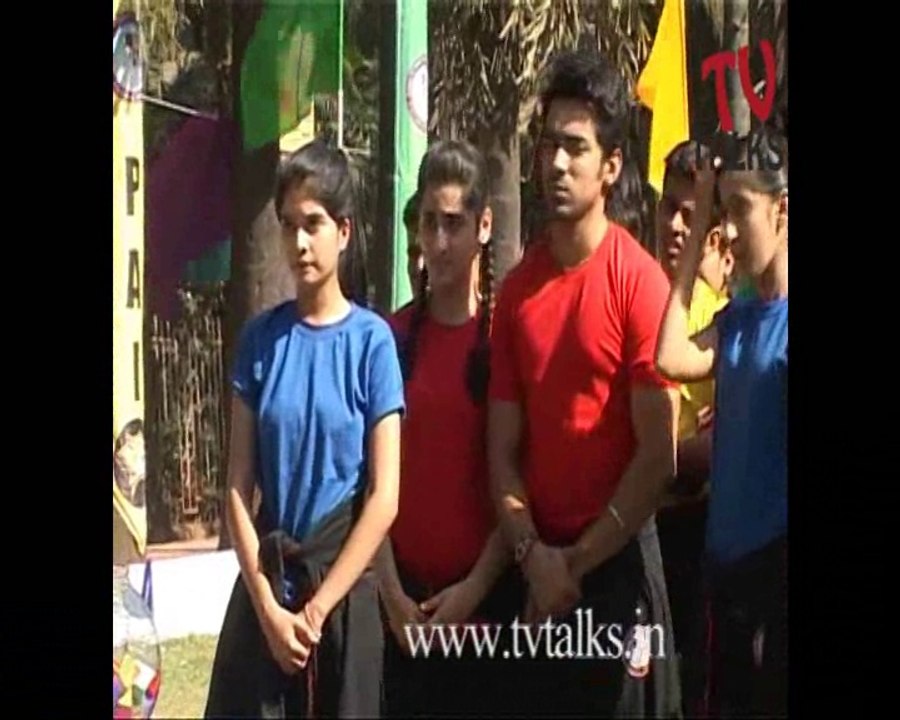 on set of parvarish season 2  4th february 2016 | Diana Khan & Bhavika Sharma
