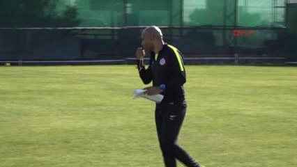 Antalyaspor Teknik Direktörü Morais'in Doktorundan Açıklama