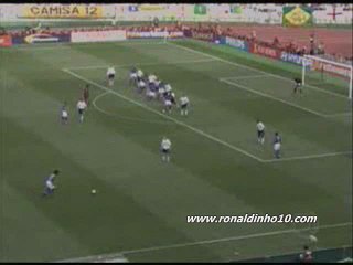 ronaldinho coup franc