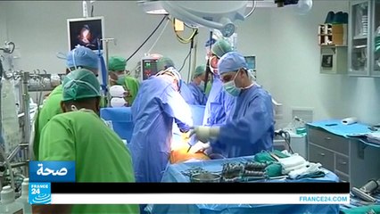 فرنسا.. أول عملية لاستئصال الثدي باستخدام رجل آلي