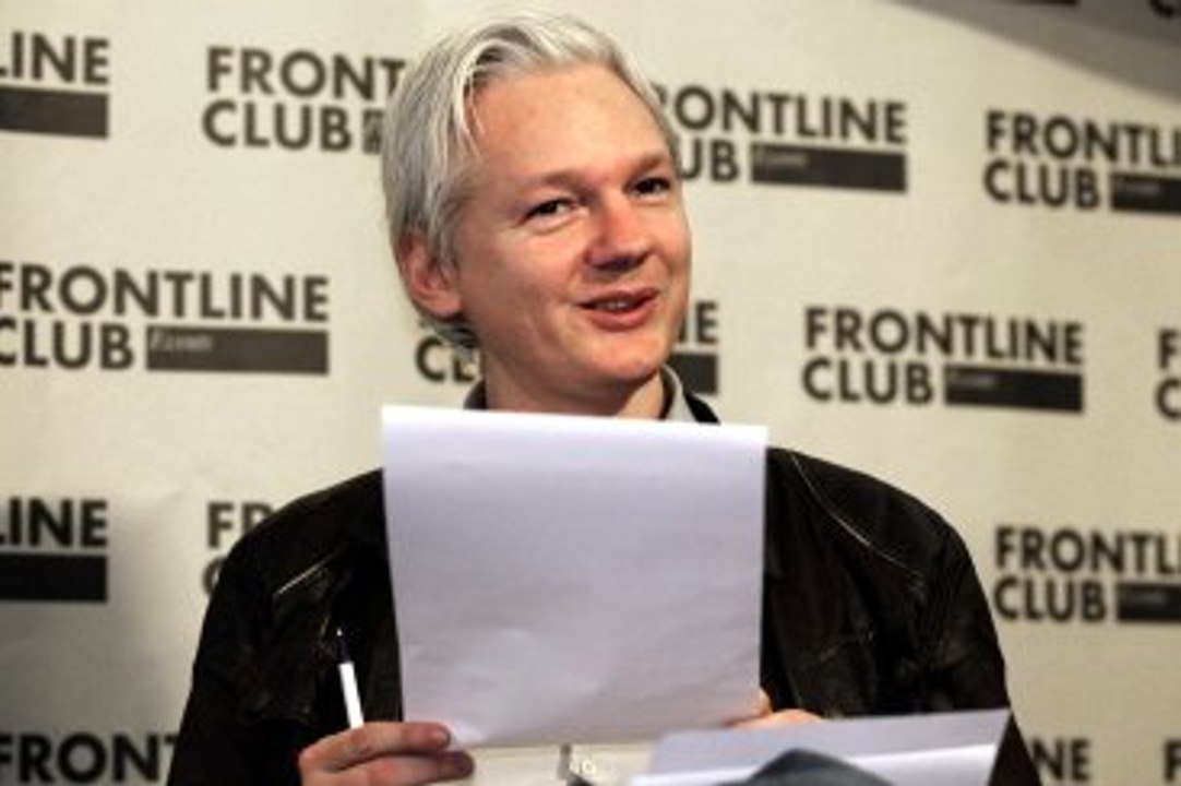 Dünyayı Karıştıran Assange, Teslim Olma Şartını Açıkladı