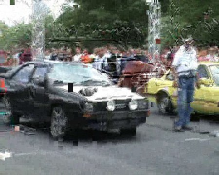 Audi 80 Coupe Quattro Turbo [10.4@220] Vs. BMW E30 Drag Race