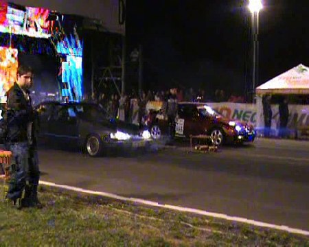 Alfa Romeo GTV 3.0 V6 Vs. Ford Sierra Cosworth Drag Race