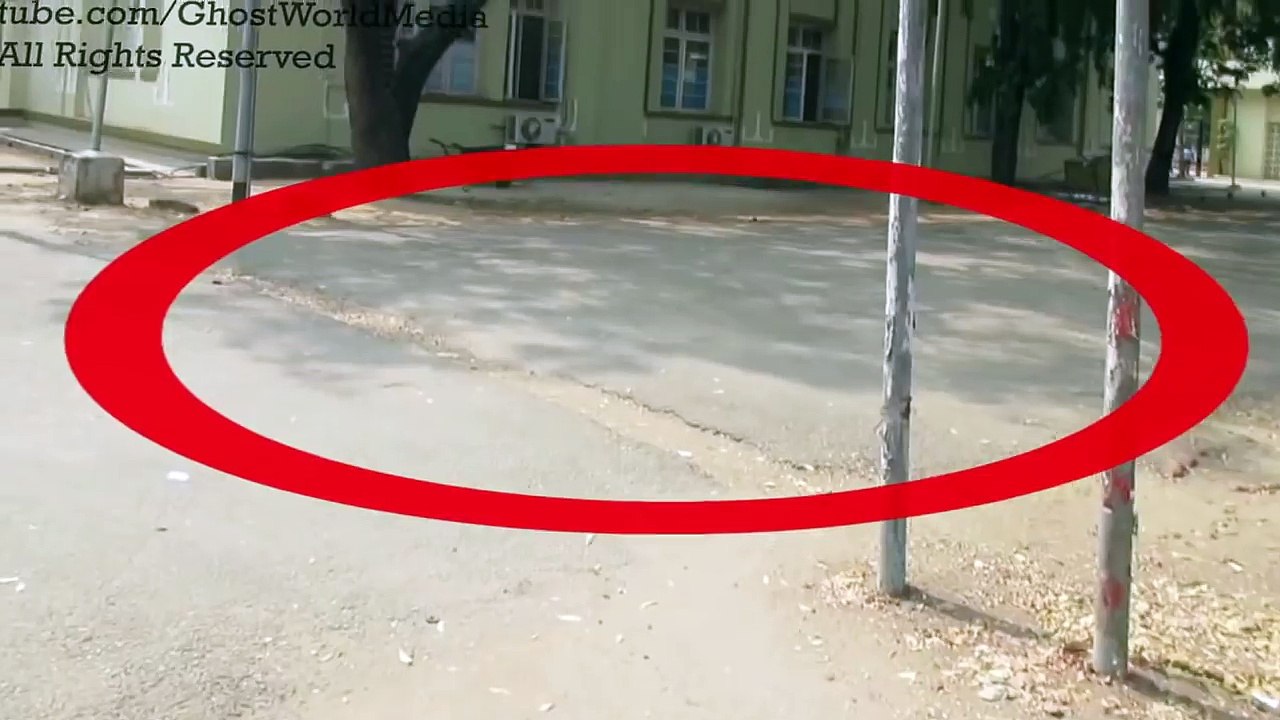 Shadow Of Walking Ghost Sprit Caught On Camera (Shadow Ghost)