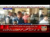 Abid Sher Ali arrives at Karachi airport, protesters chant 'Go Nawaz Go'