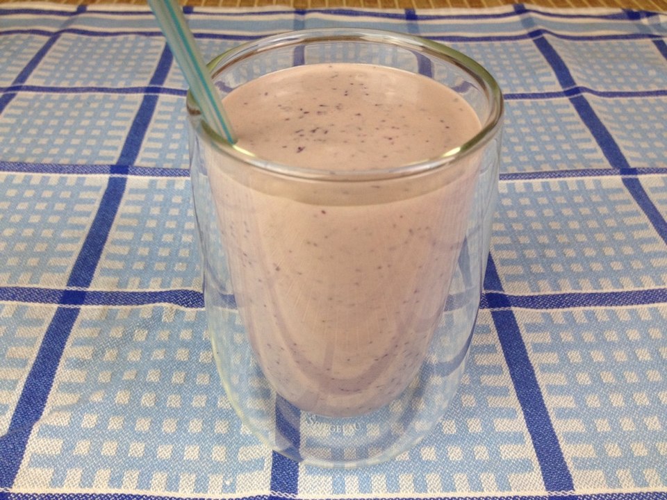 Blaubeersmoothie zum Frühstück - Rezept