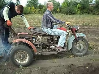 самодельный трицикл-мотоблок, двигатель ИЖ-планета с воздушным охлаждением от мотоколяски