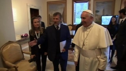 Ronaldinho meets Pope to discuss charity soccer match