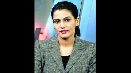 Top 10 Glamorous News Anchors in India