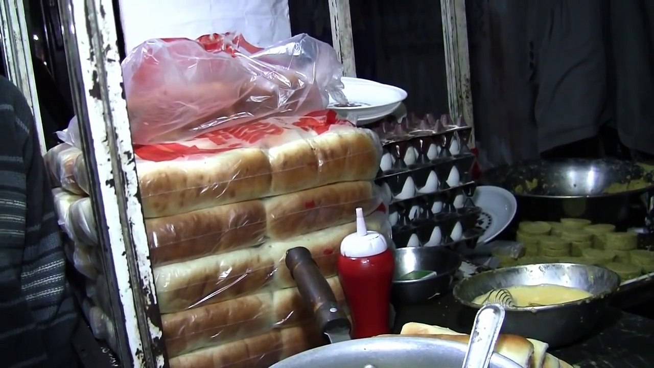 Pakistan Street Food - Indian Street Food Mumbai - Street Food India 2015 (Part 1)