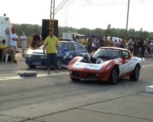 Download Video: Chevrolet Corvette VTG 4X4 Turbo Vs. VW Scirocco VR6 Turbo Bimoto Drag Race