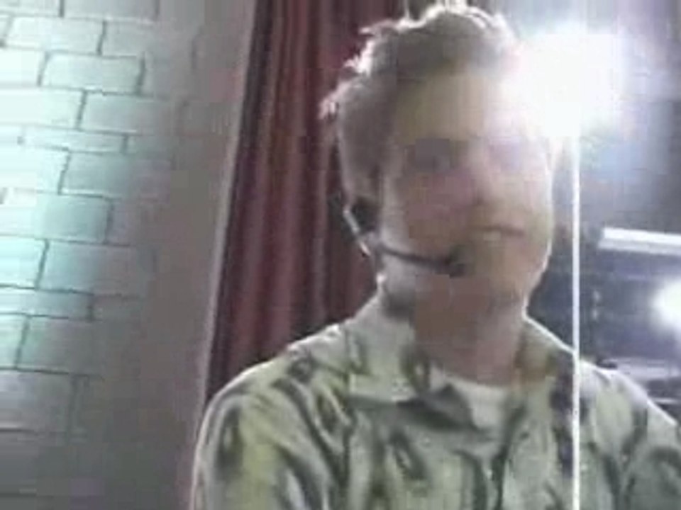 Z-High School Musical - Behind The Scenes With Zac Efron