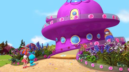 Everythings Rosie Big Bear Learns How To Have Tea with The Queen