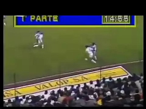 Real Madrid vs FC Porto But de Rabah Madjer Contre le Real a Bernabéu