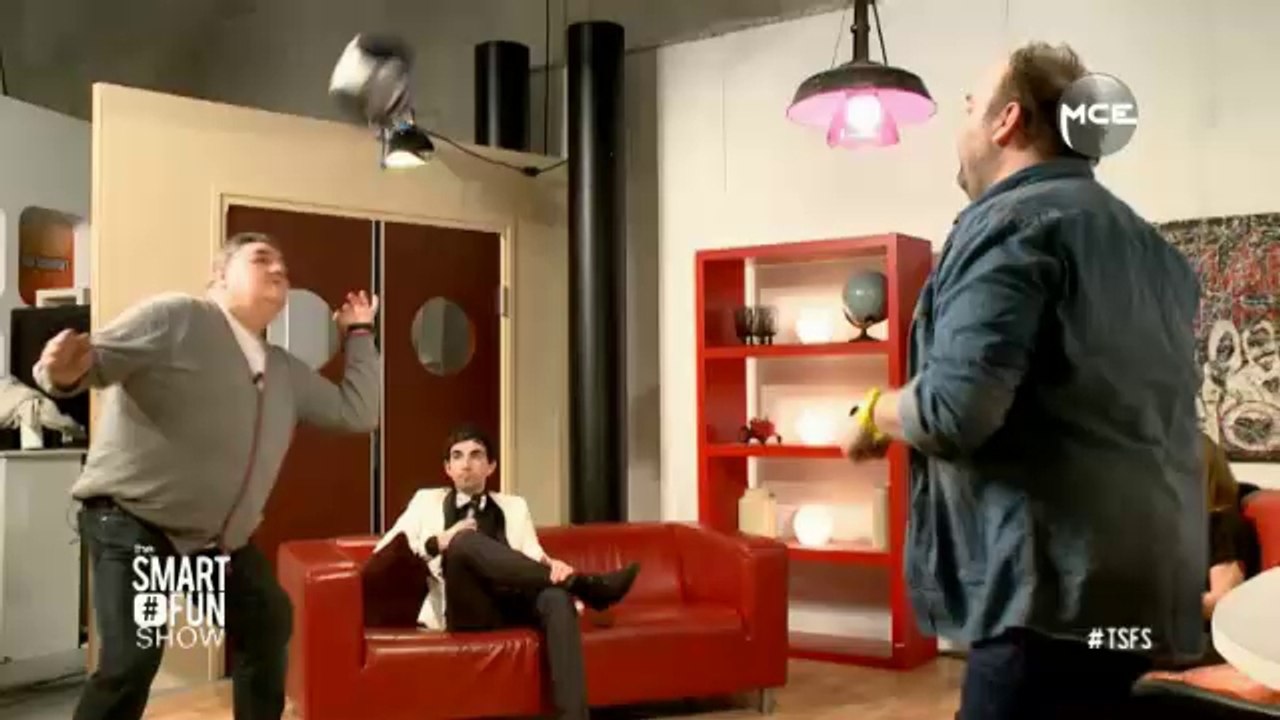 Clash Patrice Evra : Pierre Ménès bat le record du monde de jongles (vidéo buzz)