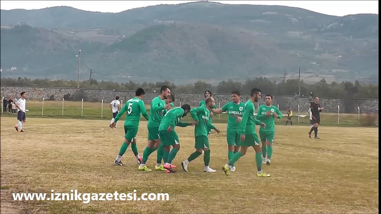İznikspor Erteleme maçında Burgaz'ı 4 golle geçti...